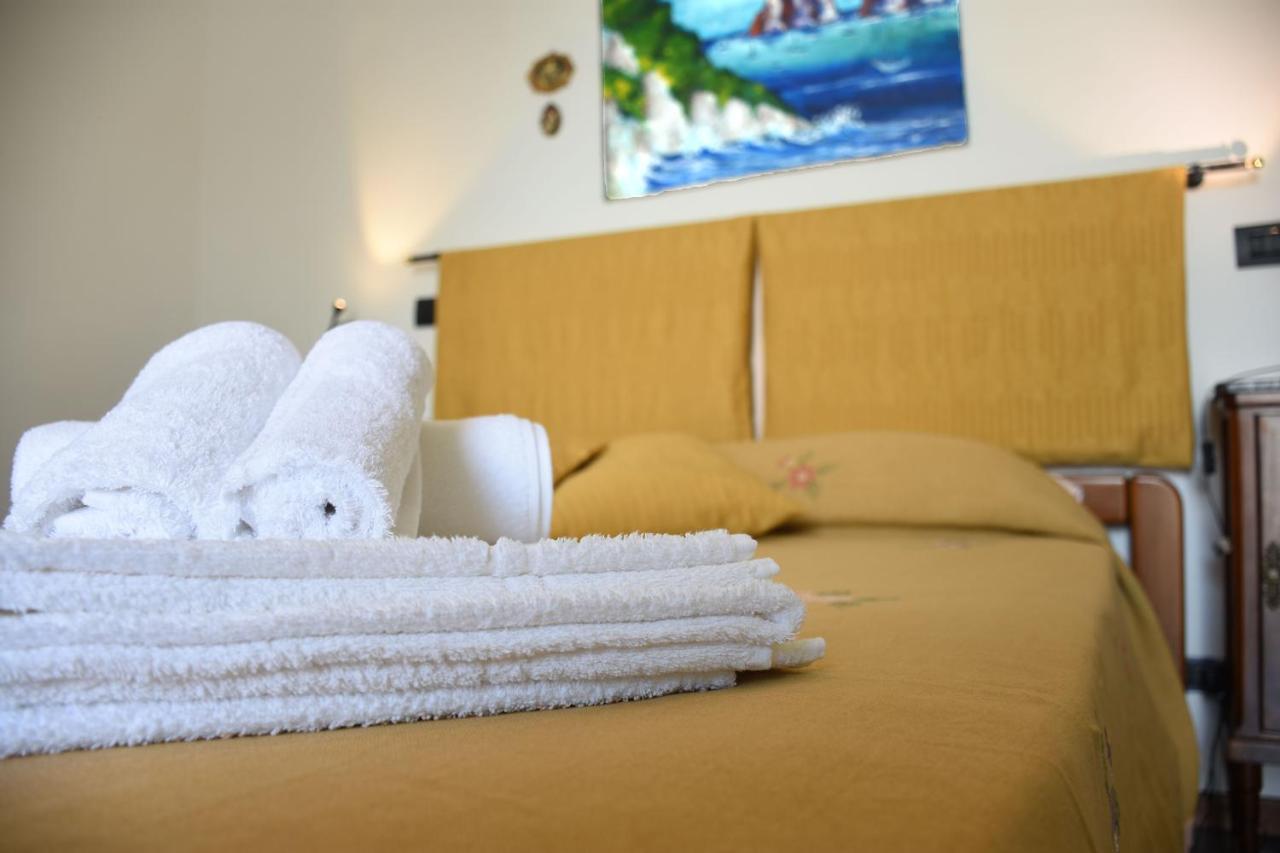 Bed and Breakfast La Casa Nel Cortile Vico Equense Exterior foto
